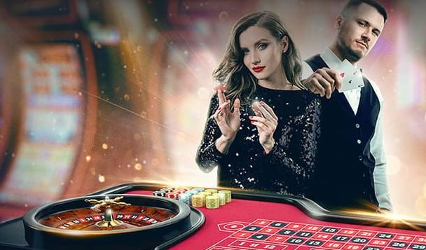 Feature highlights showing sports, casino-style, and safety options